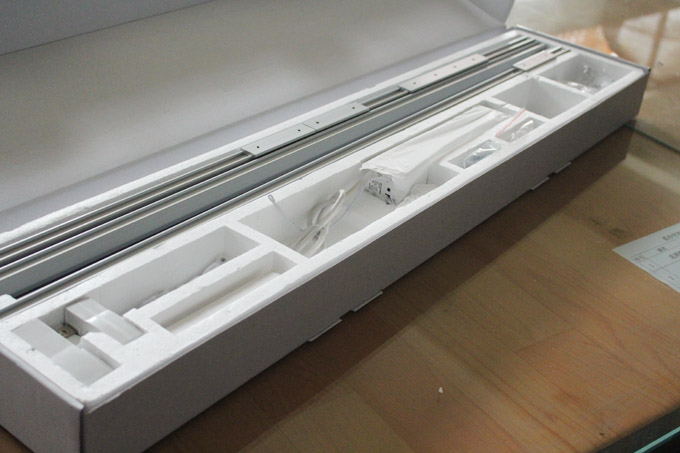 家用電動窗簾
